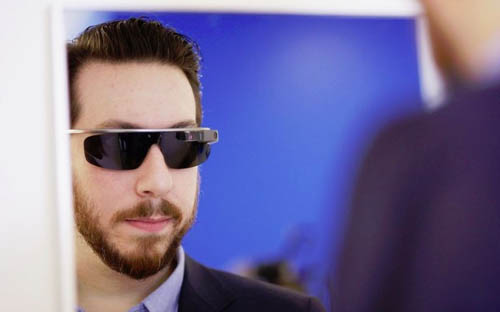 Google Glass будет совместим с iOS-устройсвами