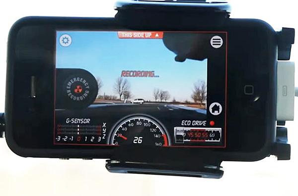 Car dvr приложение. Видеорегистратор айфон. Iphone videoregistrator.