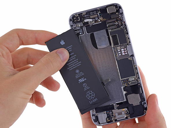 «Спеціальна пропозиція» на заміну батареї у iPhone від Apple
