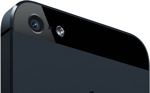 Камера в iOS 7 сможет определять улыбку и моргание