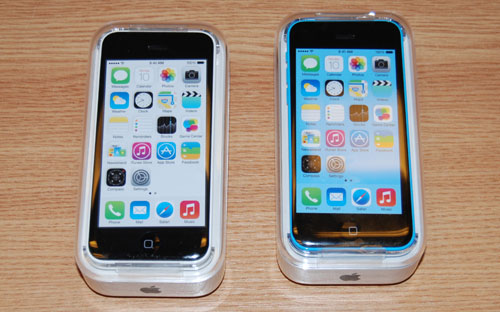 Распаковка iPhone 5C