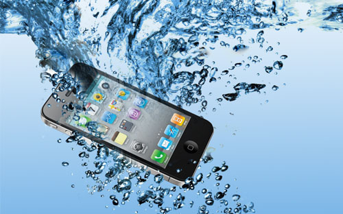 Что делать, если вы уронили свой iPhone в воду?